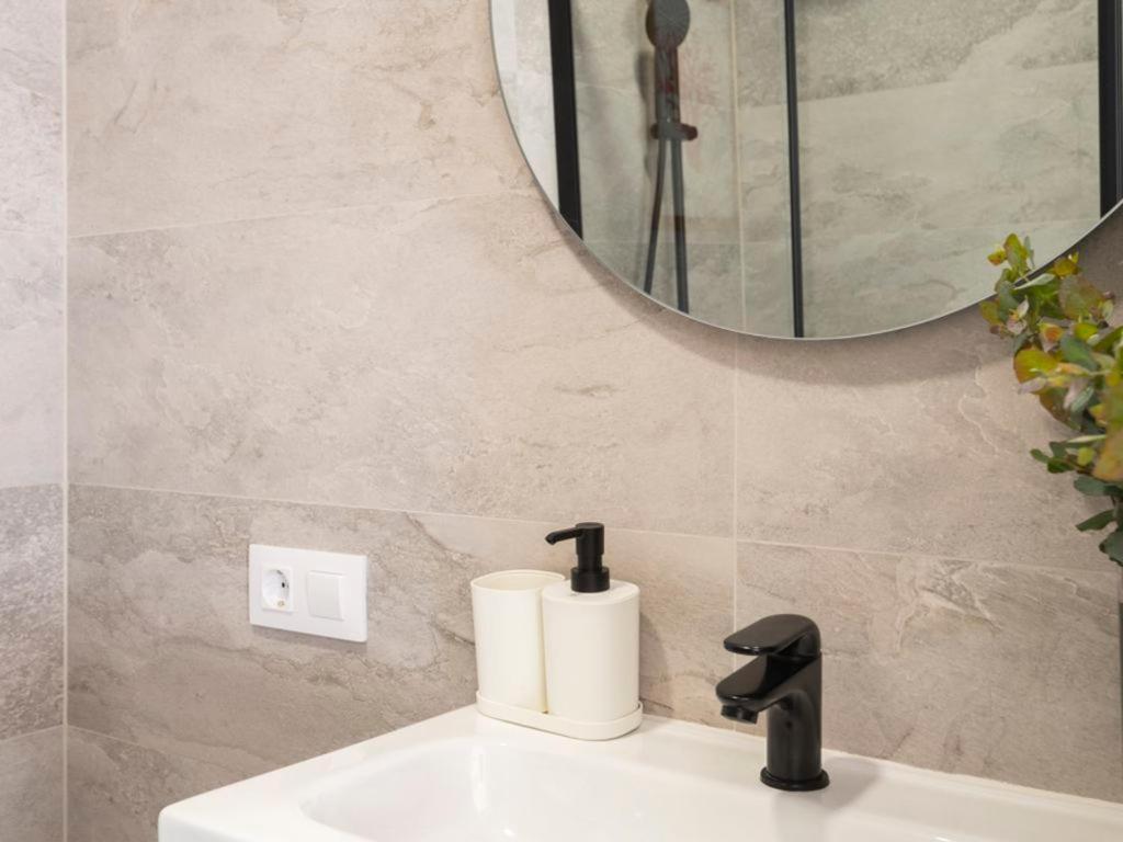 Elegante Apartamento En El Centro. Nuevo! サンタンデール エクステリア 写真